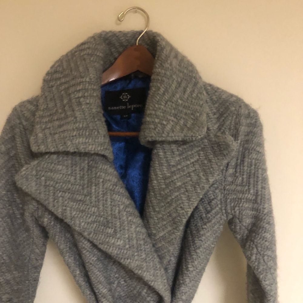 Nanette Lepore Long coat - Gray - wrap style -small/4 - EUC Herringbone